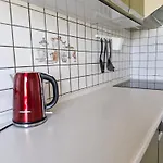 Habichtweg *